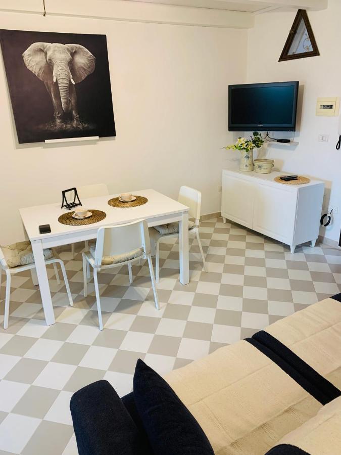 Wonderful Apartment In Old Alghero Eksteriør billede